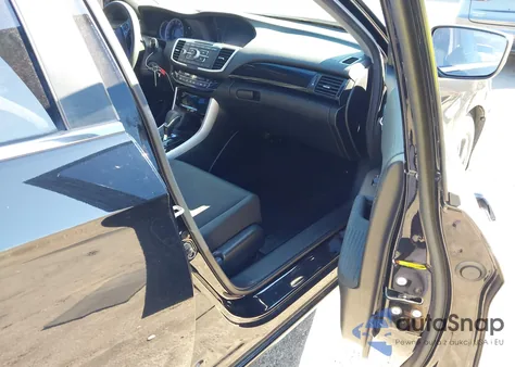 2016 Honda Accord Lx z USA, uszkodzony, nr VIN 1HGCR2F35GA042170